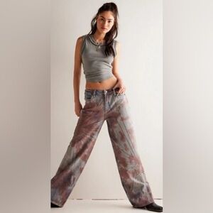 Free People Aurora Mid-Rise Straight Jeans Size 28 NWT